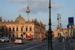 01_DE-Berlin-Unter-den-Linden-DSC00678